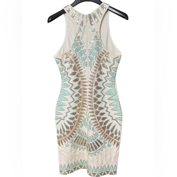 Stunning VERTE All over Embellished Sequin Shift Dress Ivory Size Small Nwot - Picture 3 of 17